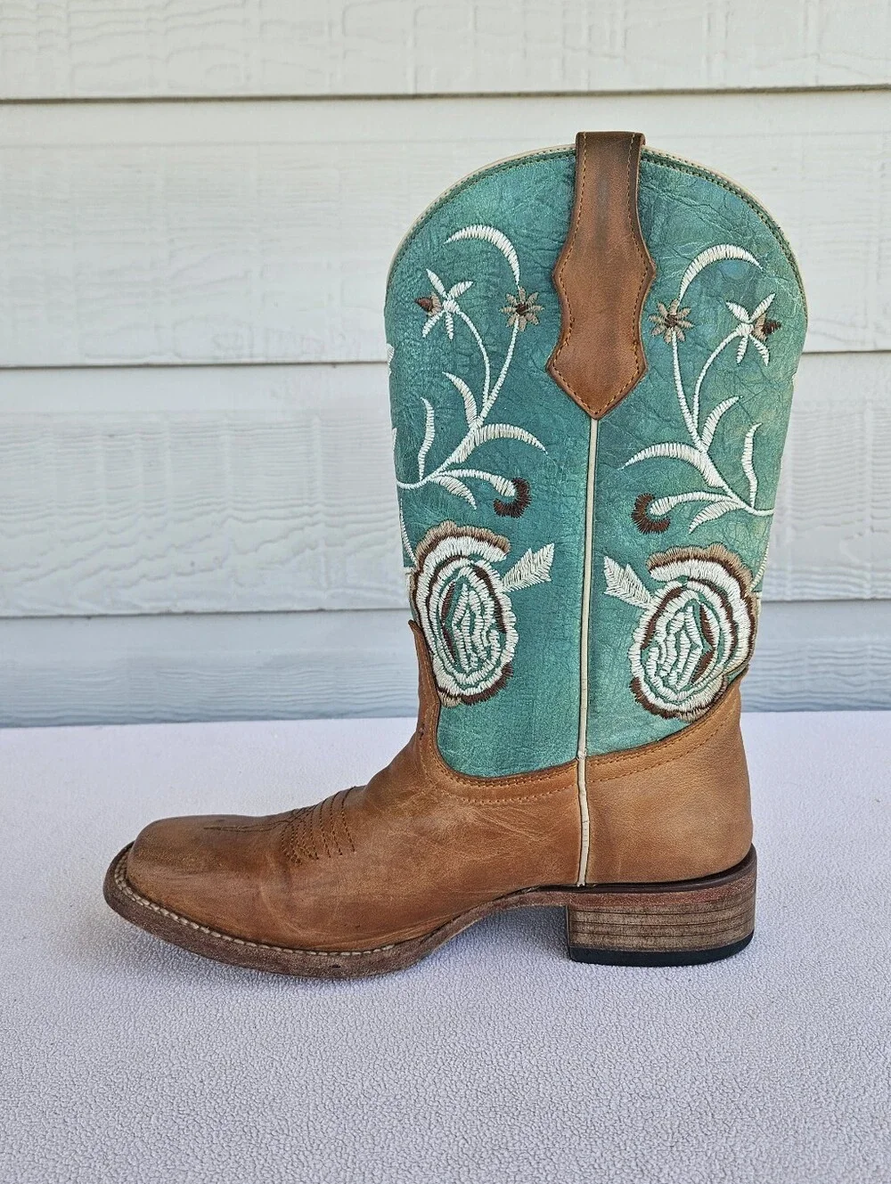 Circle G by Corral Honey Turquoise Flower Western Boot Girl Youth SZ 4 Leather